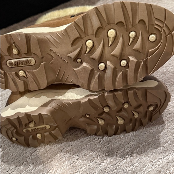 Hi-Tec Tan Outdoor Boots - Picture 1 of 3